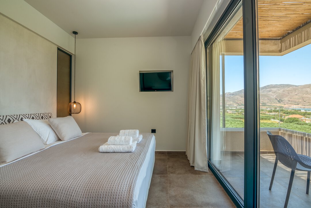 Bathroom detail showing quality fixtures, fresh towels, and thoughtful amenities at Nusa Gramvousa villa, Crete